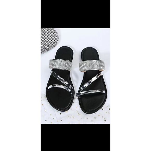Silver, rhinestone sandals , very comfortable for flats,  Several sizes 8,8.5 an - Picture 2 of 9